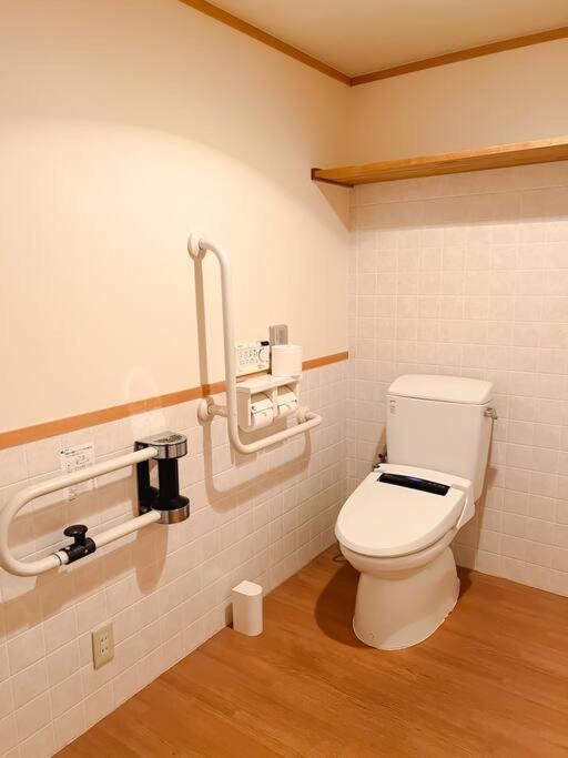 Ferienwohnung ひねもす101:宇野駅から車で5分 直島へ 最大8名様 古民家 Tamana Exterior foto