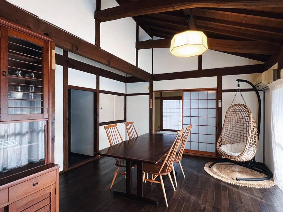 Ferienwohnung ひねもす101:宇野駅から車で5分 直島へ 最大8名様 古民家 Tamana Exterior foto